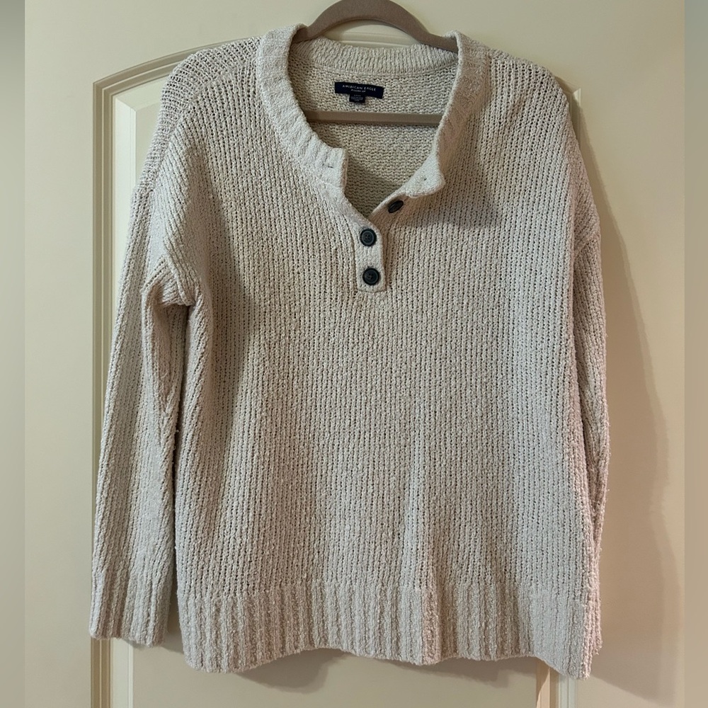 American Eagle Cream Jegging Fit Knit Henley Button Sweater Size Small